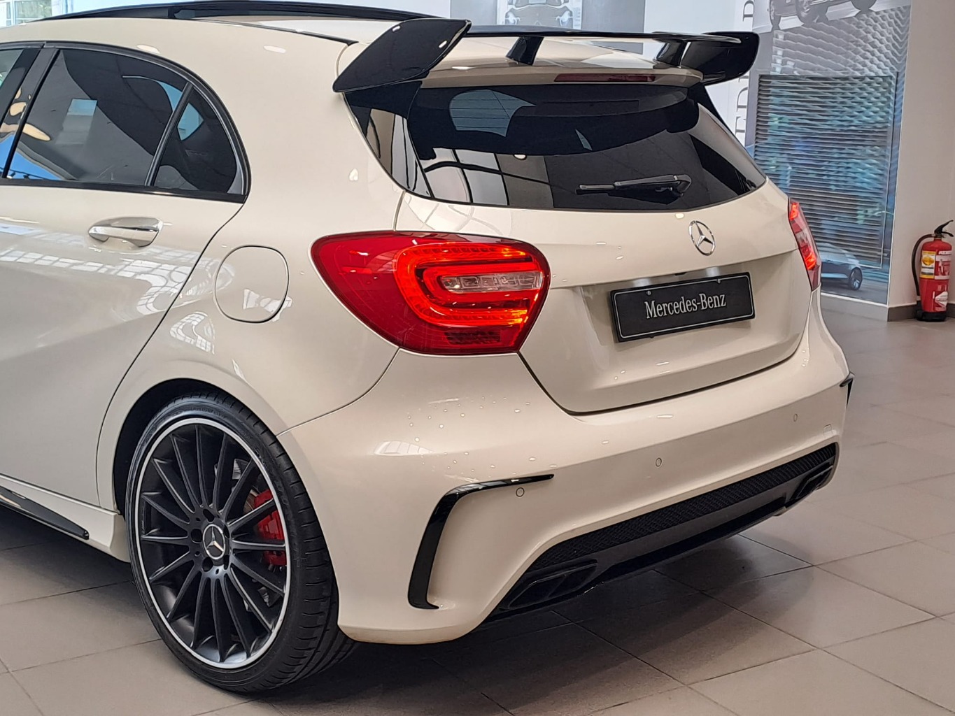 MERCEDES A 45 AMG 4 MATIC